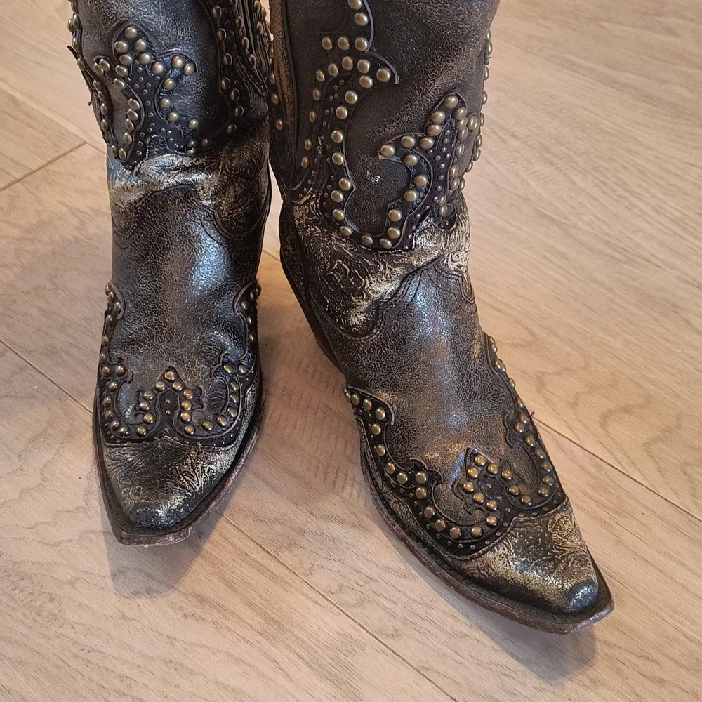 Corral Vintage Boots - Picture 6 of 14